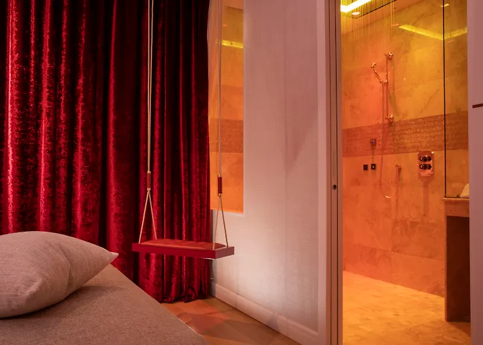 Paris J\'Adore Hotel & Spa (Adults Only)